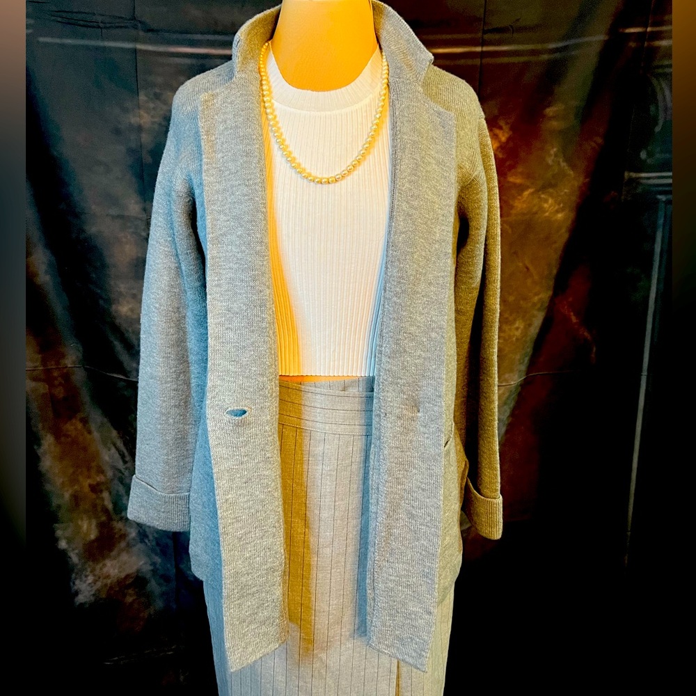 Talbots NWT Women’s Gray Knit Sweater Coat,Oversized.  Size XS. I-70